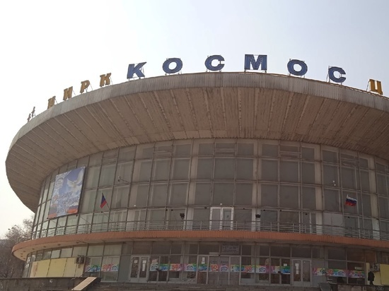 В центре Донецка из-за аварии перекрыли движение транспорта