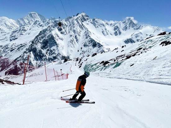 На курорте «Эльбрус» в КБР горнолыжный сезон продлен до июля