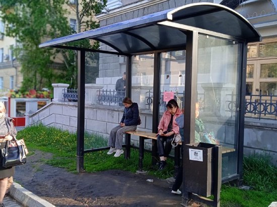 Лавочка для гигантов стала самой обсуждаемой в Хабаровске