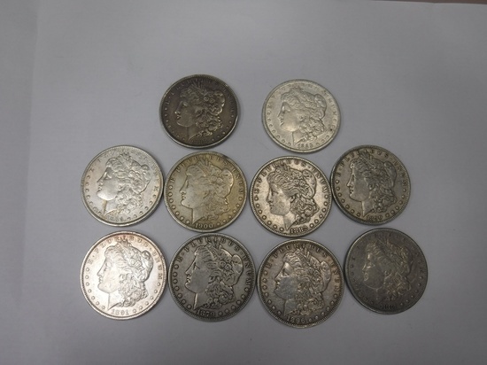 Гражданин США хотел вывезти с Сахалина в Японию более 30 старинных монет