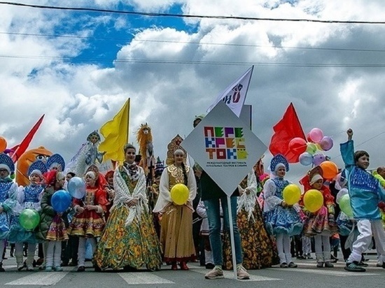 Международный фестиваль кукольных театров "Перекрёсток" стартовал в Новосибирске