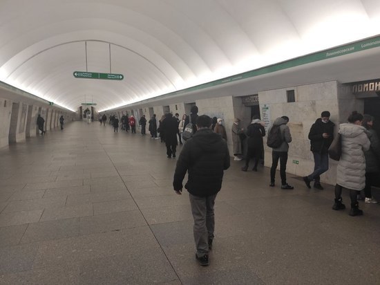 Голосование за расположение вестибюля метро «Театральная» продлится до 15 июня