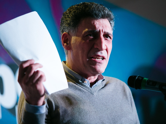 Он посоветовал юмористу сделать каминг-аут