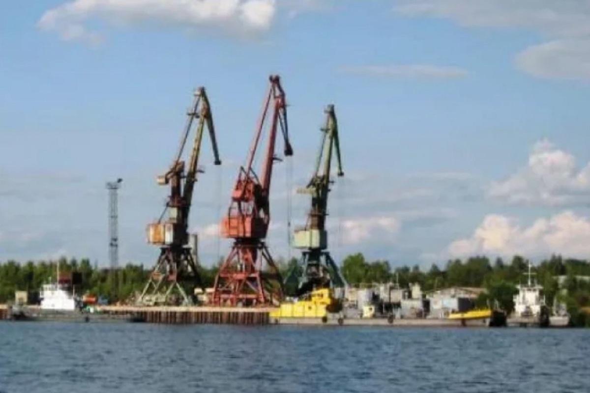 В Костромском речном грузовом порту приняты все меры для организации работы в соответствии с природоохранными требованиями