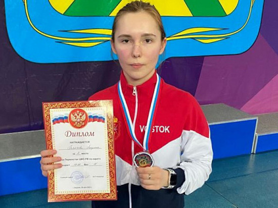 Тульская каратистка завоевала серебро на Первенстве ЦФО