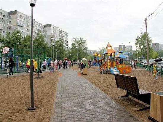 Созданный по инициативе жителей сквер открыли в микрорайоне Солнечный в Красноярске