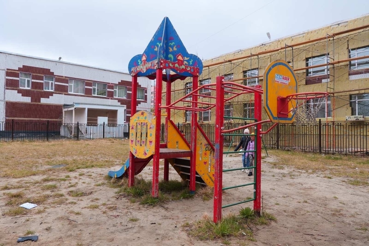 Спонсор нашелся: благодаря Артюхову детскую площадку в Новом Уренгое  обновят в рекордные сроки - МК Ямал