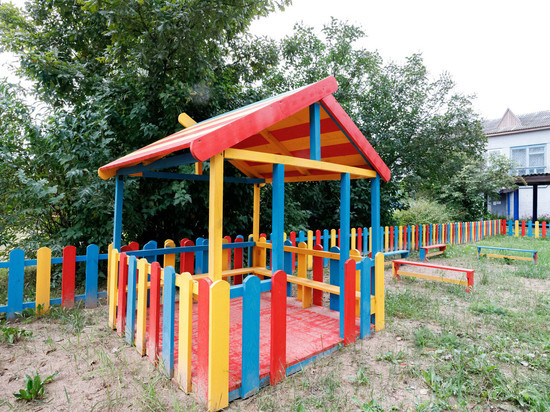 20 новых детских площадок установят в Пскове в ближайшее время