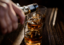 Алкоголь в больших количествах – это зло и вред для здоровья