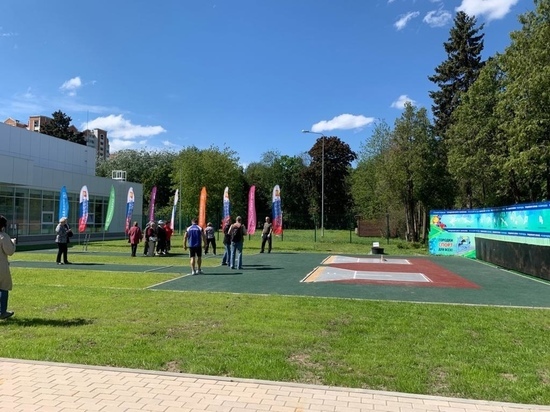 Жители и гости Серпухова могут поиграть в городки на специальной площадке
