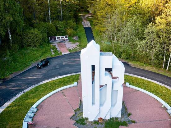 Дорожники закончили ремонт в Гостилицах