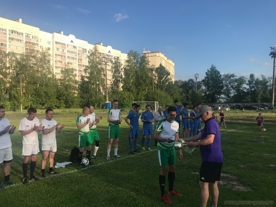 В Пензе прошли соревнования по мини-футболу среди трудовых коллективов