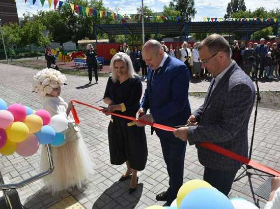 В Омске на улице Тюленина открыли новый детский сад на 140 мест