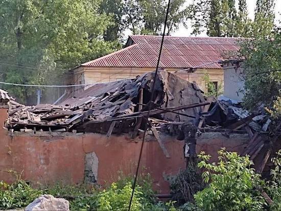 Детский садик и приют для собак в Донецке попали под обстрел