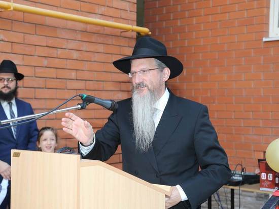 Раввин Берл Лазар поздравил еврейскую общину с Шавуотом