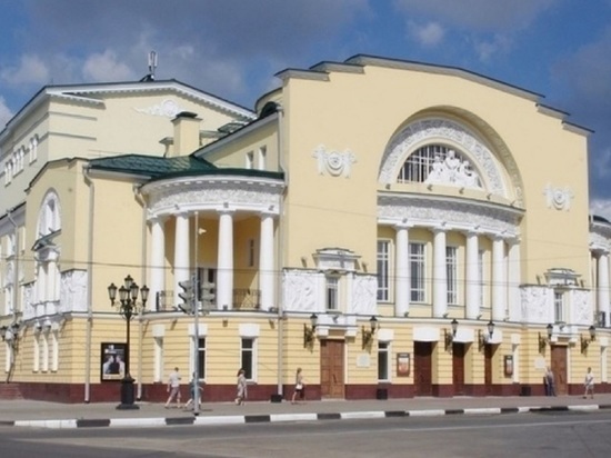 Волковскому театру субсидируют ремонт и гастроли