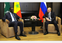 Путина с официальным визитом посетил президент Сенегала — в эпоху «до 24 февраля» новость подобного содержания однозначно относилась бы к разряду не имеющей никакого реального прикладного политического значения  протокольной хроники