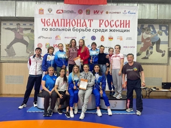 6 медалей завоевали спортсменки из Красноярска на чемпионате России по борьбе