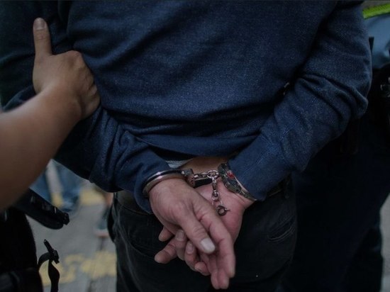Полицейские Дагестана задержали члена банды интернет-мошенников