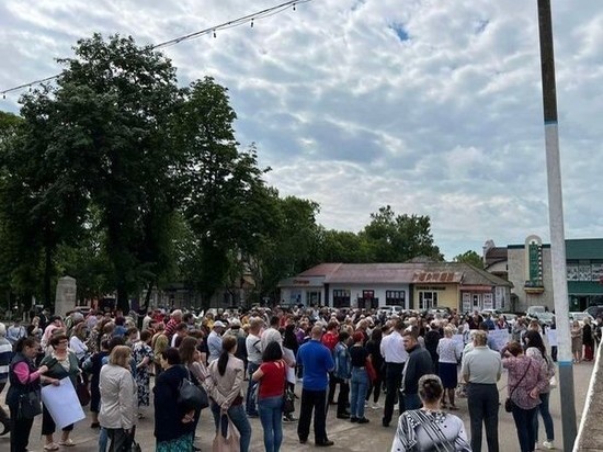 В воскресенье, 5 июня, по всей Молдове прошли многочисленные митинги