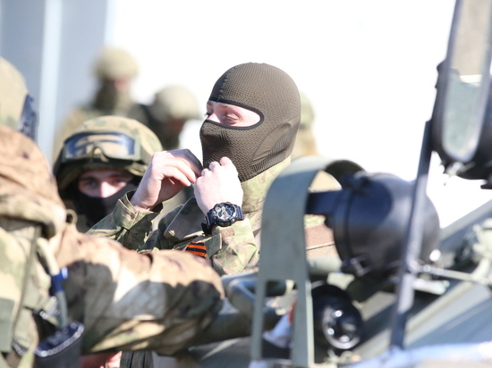 Украинский военный встретился с бойцом ДНР, которого пытался убить