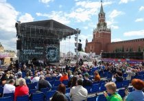 6 июня, в день рождения Александра Пушкина, на Красной площади объявили победителей молодежной литературной премии «Лицей», названной в честь великого русского поэта