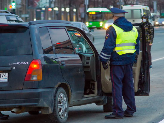 Инспекторы ГИБДД в Челябинске проверят работу такси