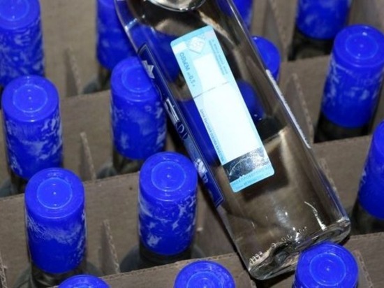 Почти 12 тысяч бутылок контрафактного алкоголя изъяли на Чукотке
