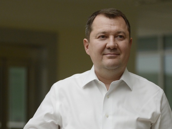 Максим Егоров поздравил соцработников с профессиональным праздником
