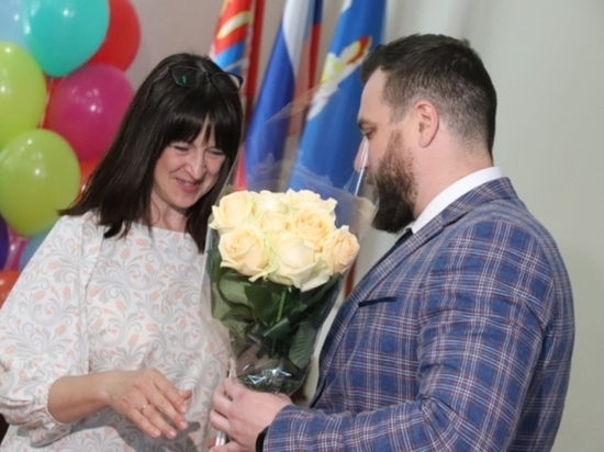 Ивановские социальные работники принимают поздравления