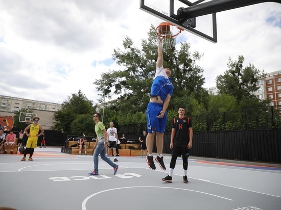 В Ставрополе заработал современный центр уличного баскетбола