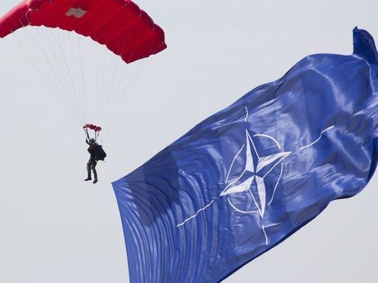 Премьер Эстонии призвала НАТО сменить тактику по отношению к России