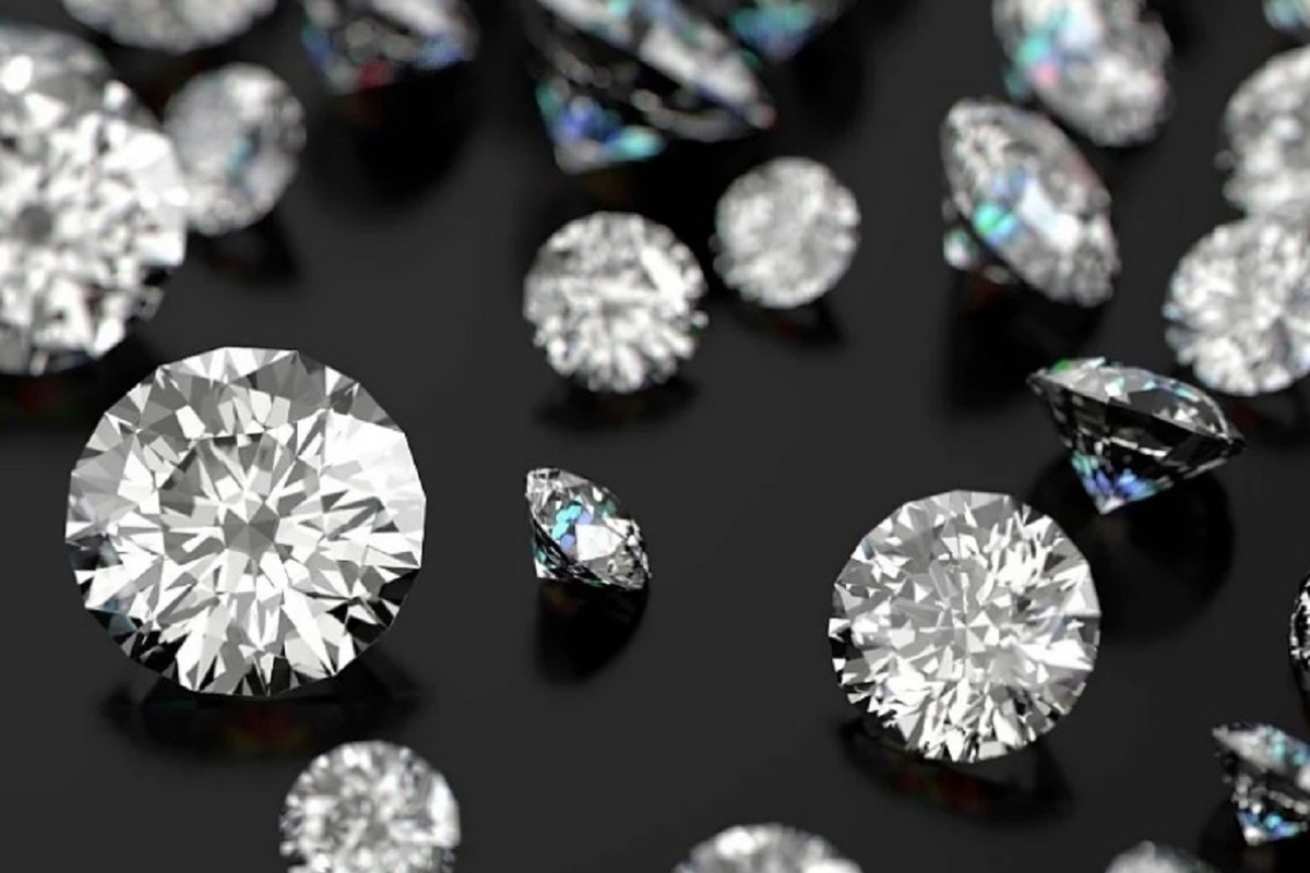 Четыре бриллианта пополнили Алмазный фонд благодаря костромской полиции