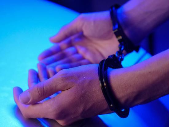 Правоохранители задержали 18-летнего наркодиллера из Светлогорска