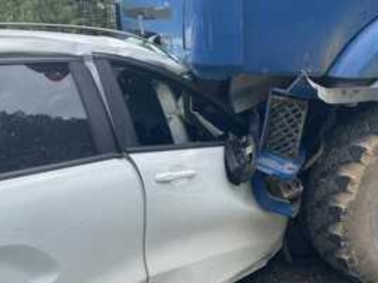 Две аварии с грузовиками в один день произошли на трассе между Ижевском и Воткинском