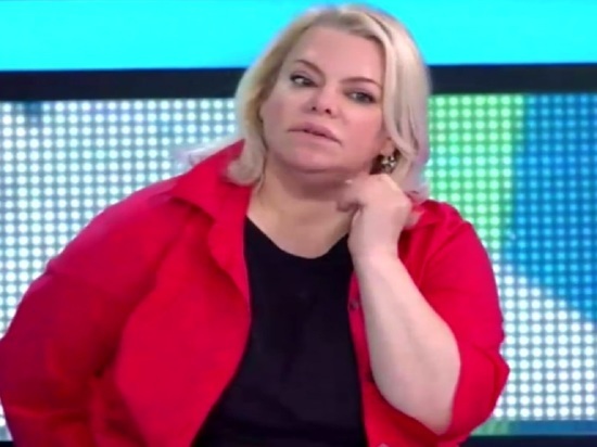 Актриса Поплавская объяснила, почему Бузову нельзя пускать на сцену театра
