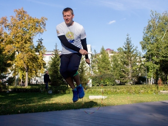 Жители Омска смогут пройти фитнес-квест на скакалке на празднике «Россия — Донбасс»