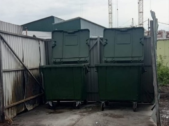 Мэрия Омска закупит мусорные контейнеры для частного сектора почти на 2,5 млн рублей