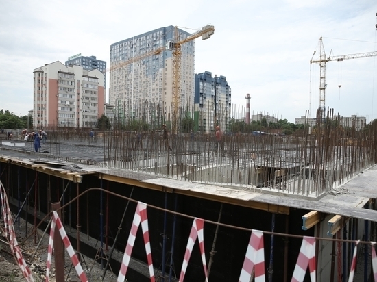 В Московском микрорайоне Краснодара продолжают строить школу на 1500 мест