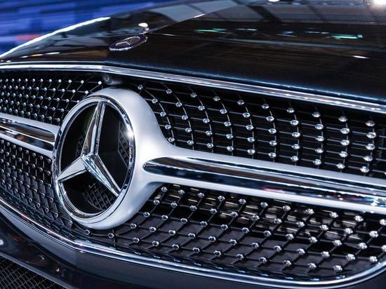 Угонщику хватило 45 минут для кражи Mercedes в Гатчине
