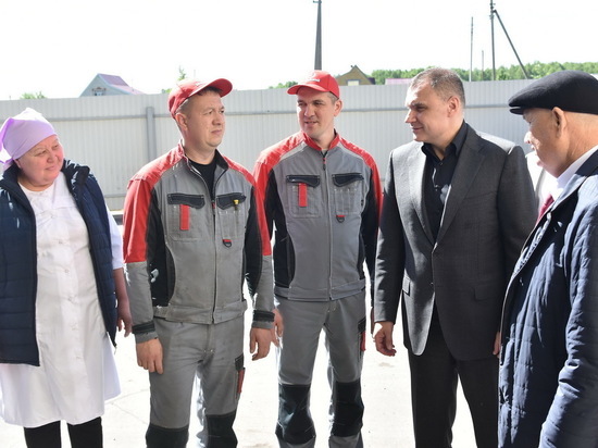 Временно исполняющий обязанности Главы Марий Эл Юрий Зайцев посетил предприятия агрохолдинга «Звениговский».