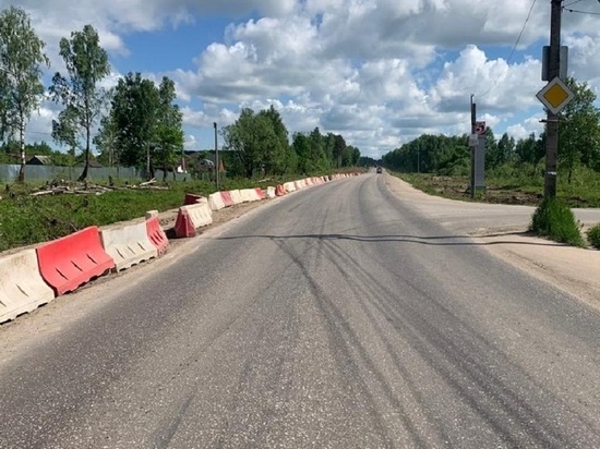 Денисов выехал на Северный въезд Калуги, чтобы выяснить причины перекрытия дороги