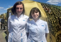 Уже месяц, как мобильный госпиталь отдельного медицинского отряда Воздушно-десантных войск  работает на территории Луганской народной республики (ЛНР)