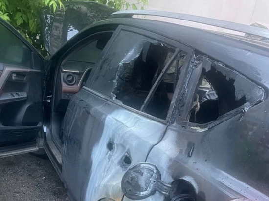 Автомобиль нижегородской активистки сожгли за ее поддержку спецоперации на Украине