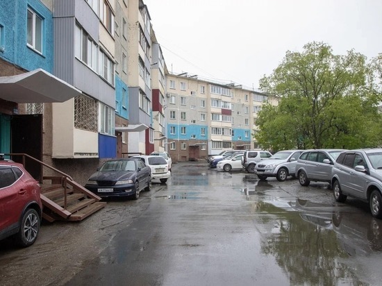Ямочный ремонт завершили уже в 112 дворах Южно-Сахалинска