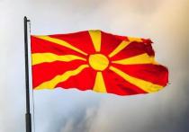 Канцлер Германии Олаф Шольц по итогам переговоров с премьер-министром Болгарии Кирилом Петковым заявил, что расширение Евросоюза является важным вопросом для болгарской стороны, так как она имеет ряд исторически сложившихся вопросов к Северной Македонии