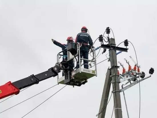 Энергетики наладили электросети между Белгородской и Харьковской областью