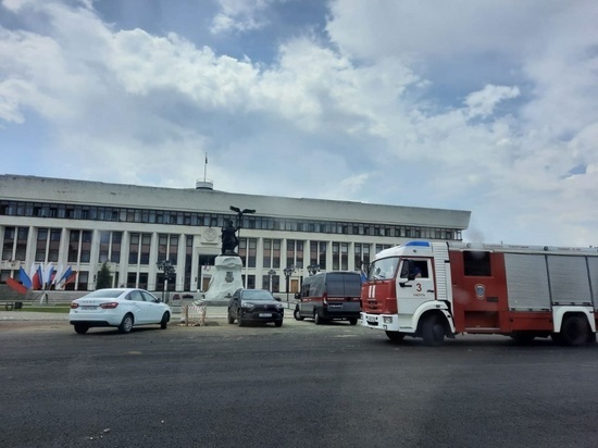 В Калуге оцепили здание администрации губернатора