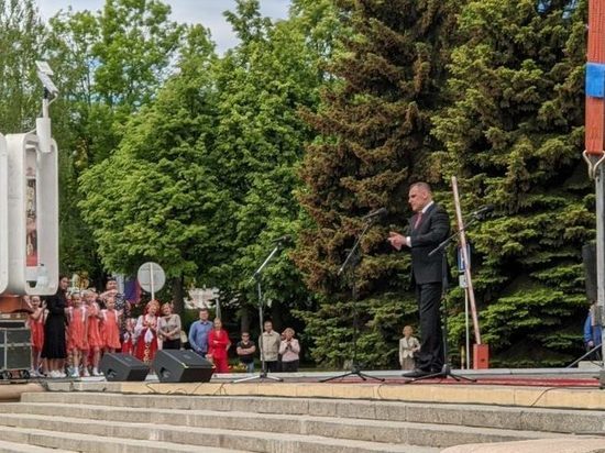 Врио главы Марий Эл принял участие в торжественных мероприятиях на праздновании Дня России