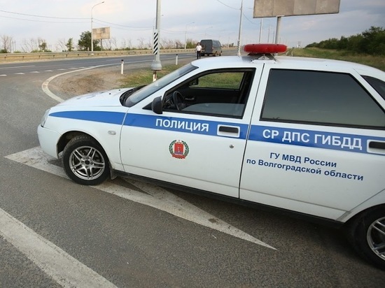 Полиция ищет водителя, сбившего насмерть пешехода под Волгоградом